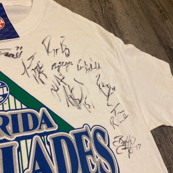 Florida Everblades ECHL Hockey Short Sleeve T-shirt Sz Large 04-05 SIGNED White - Picture 4 of 7
